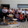 NODAR.00676 - Grupo Etnográfico de Trajes e Cantares do Linho durante o encontro SoCCos em Portugal - Arranque do linho (Várzea de Calde, Viseu)